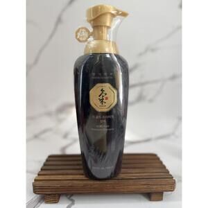 Daeng Gi Meo Ri Ki Gold Premium Shampoo 16.9 oz (500 ml) – New Sealed